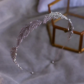 O Coreano De Cristal Feito A Mão Noivas Tiaras Mini Nupcial Tiara Tiara De Noite Cocar